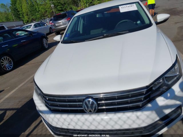 1VWAS7A38GC067726 Volkswagen Passat 1.8t S