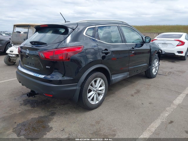 JN1BJ1CP0KW526605 Nissan Rogue Sport Sv