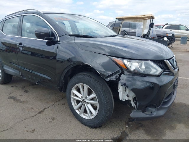 JN1BJ1CP0KW526605 Nissan Rogue Sport Sv