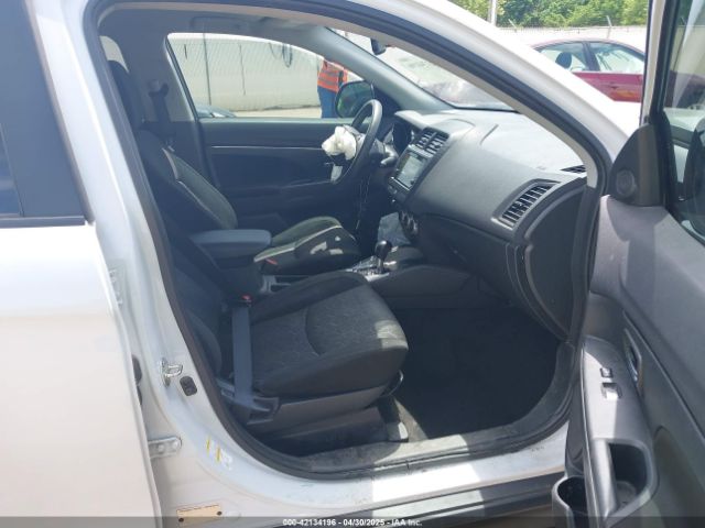 2022 MITSUBISHI OUTLANDER SPORT JA4APUAU3NU003722 Photo 4