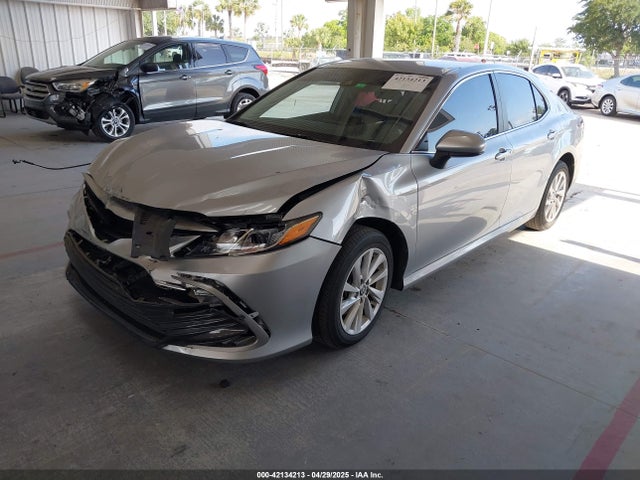 4T1C11AKXMU569254 Toyota CAMRY LE