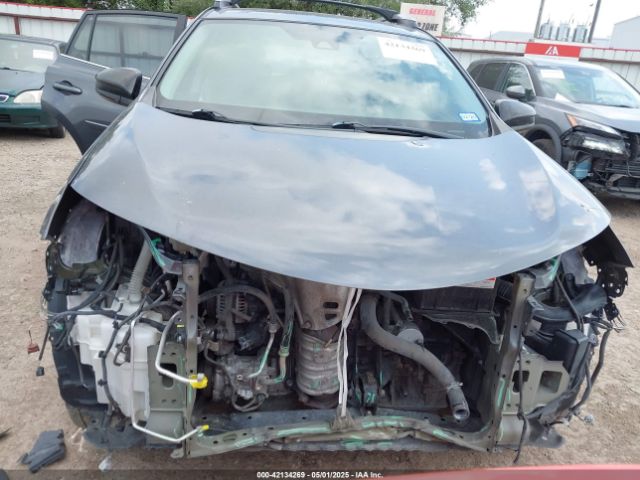 2T3ZFREV2JW485379 Toyota RAV4 LE