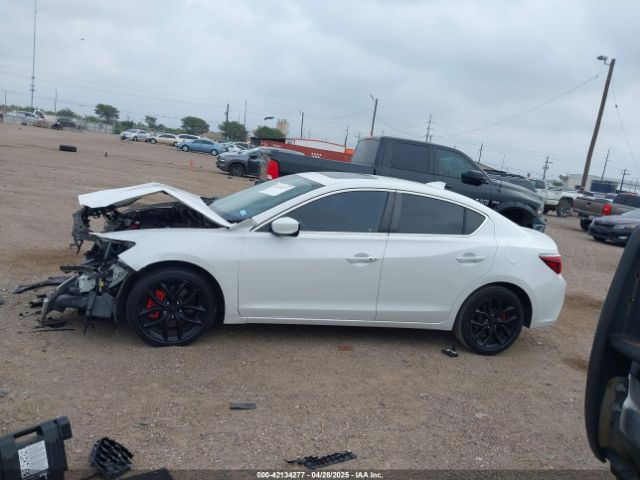 19UDE2F30KA013880 Acura Ilx Standard