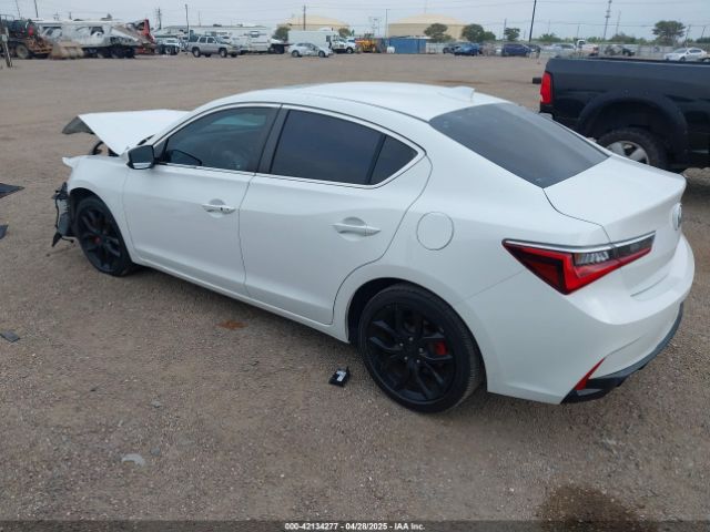 19UDE2F30KA013880 Acura Ilx Standard