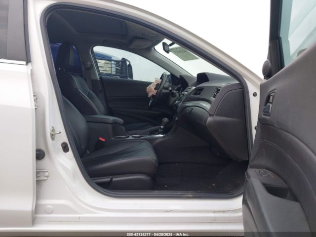 19UDE2F30KA013880 Acura Ilx Standard