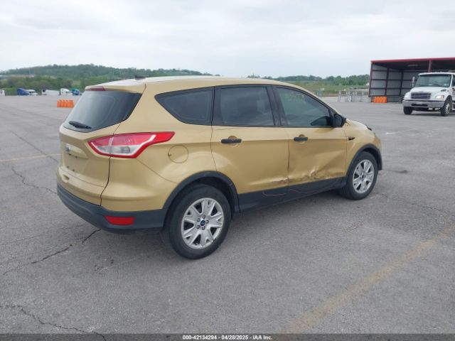 1FMCU0F77FUA52096 Ford ESCAPE S