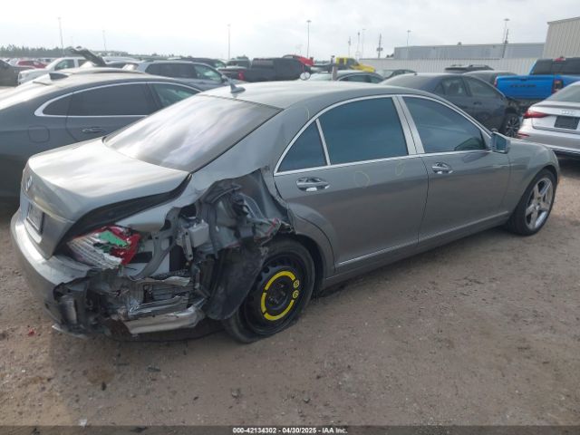 2013 MERCEDES-BENZ S 550 WDDNG7DB3DA493622 Photo 3