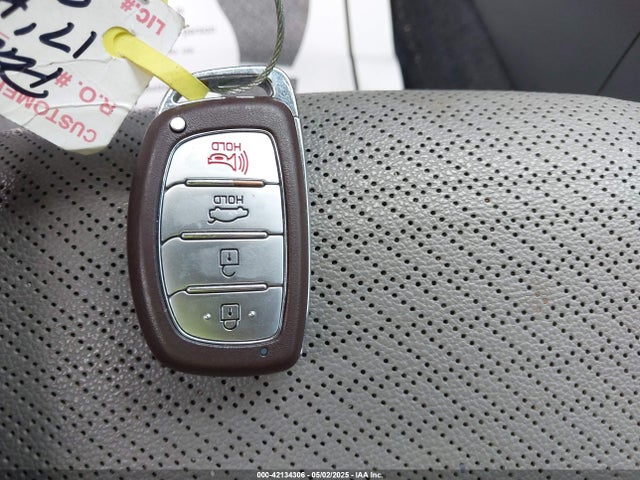 KMHD84LF4HU267868 Hyundai Elantra Limited