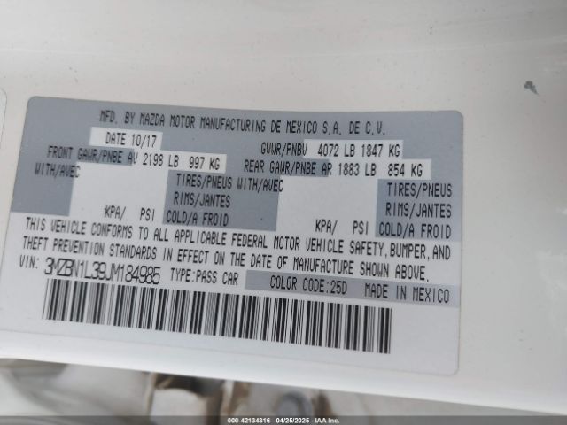3MZBN1L39JM184985 Mazda Mazda3 Touring