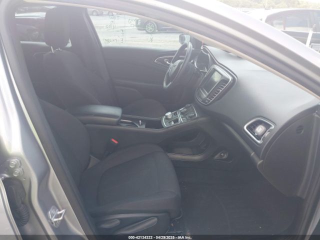 1C3CCCAB9GN132357 Chrysler 200 Limited