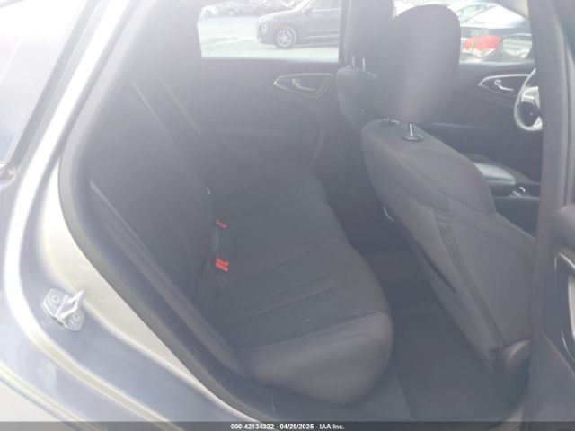 1C3CCCAB9GN132357 Chrysler 200 Limited