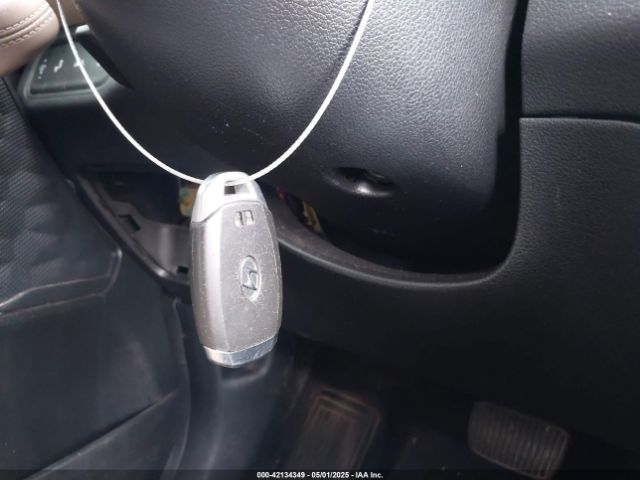 2019 HYUNDAI SANTA FE 5NMS33AD8KH006327 Photo 10