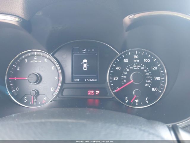 3KPFL4A71HE050879 KIA FORTE LX