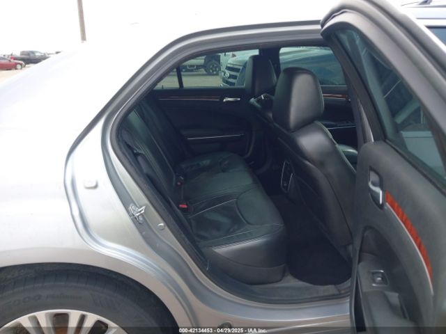 2C3CCARG8EH308678 Chrysler 300