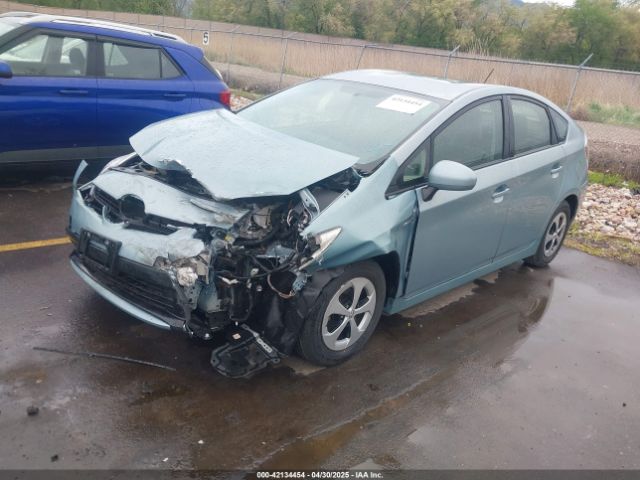 JTDKN3DU6F1871366 Toyota Prius Three