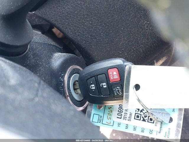 5TDZZRFH8KS362902 Toyota Highlander Le Plus