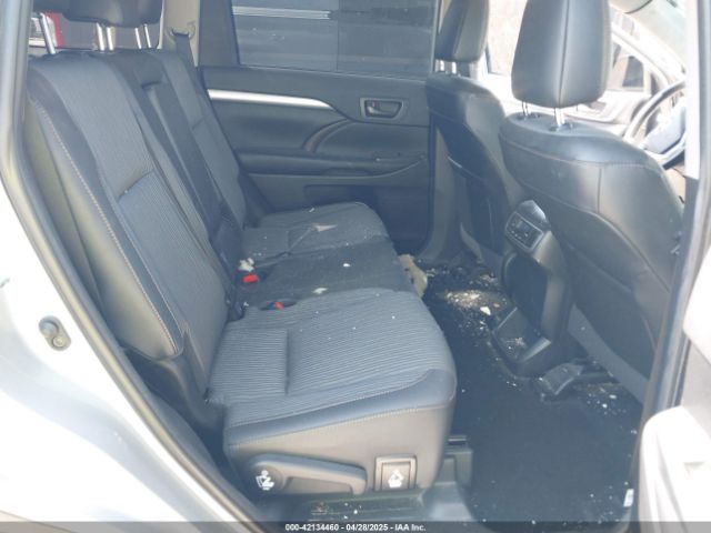 5TDZZRFH8KS362902 Toyota Highlander Le Plus