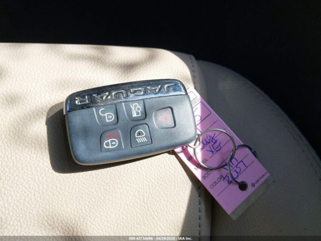 2017 JAGUAR XE SAJAD4BG9HA962007 Photo 10