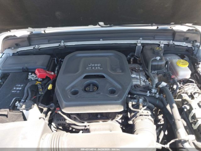 1C4HJXEN2MW528137 Jeep Wrangler Unlimited Sahara Altitude 4x4