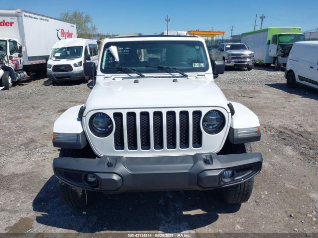 1C4HJXEN2MW528137 Jeep Wrangler Unlimited Sahara Altitude 4x4