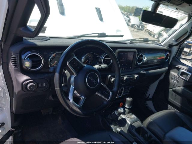 1C4HJXEN2MW528137 Jeep Wrangler Unlimited Sahara Altitude 4x4