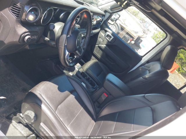1C4HJXEN2MW528137 Jeep Wrangler Unlimited Sahara Altitude 4x4