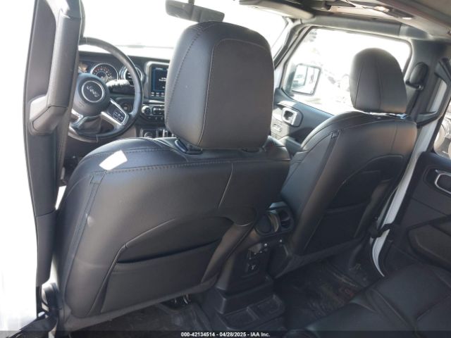 1C4HJXEN2MW528137 Jeep Wrangler Unlimited Sahara Altitude 4x4