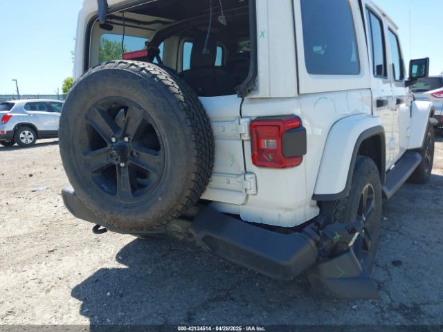 1C4HJXEN2MW528137 Jeep Wrangler Unlimited Sahara Altitude 4x4