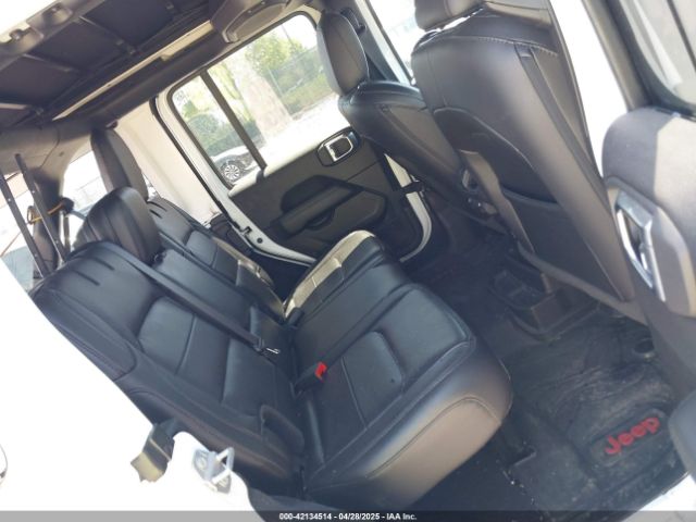 1C4HJXEN2MW528137 Jeep Wrangler Unlimited Sahara Altitude 4x4