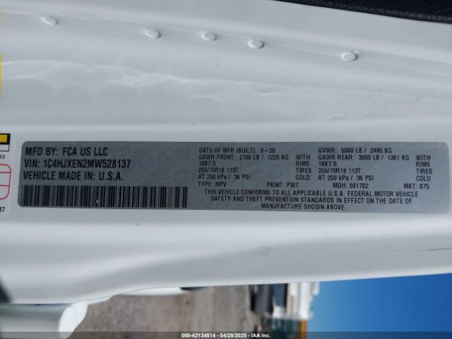 1C4HJXEN2MW528137 Jeep Wrangler Unlimited Sahara Altitude 4x4