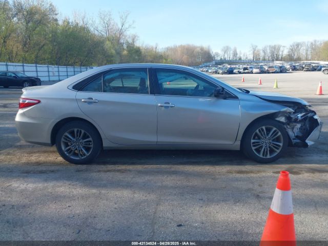 4T1BF1FK2HU428898 Toyota CAMRY SE