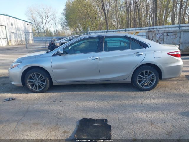 4T1BF1FK2HU428898 Toyota CAMRY SE