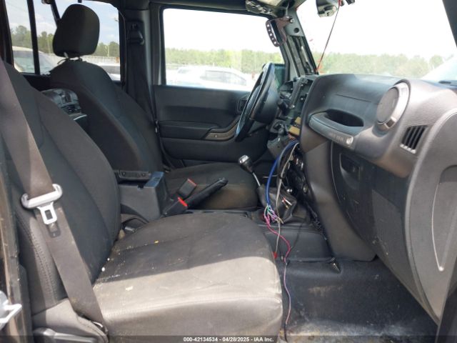 2017 JEEP WRANGLER UNLIMITED 1C4BJWDG6HL517779 Photo 4