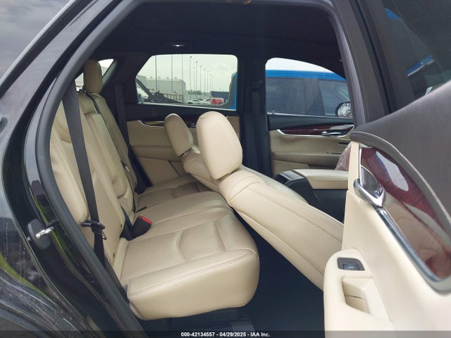 2017 CADILLAC XT5 1GYKNBRS7HZ132684 Photo 7