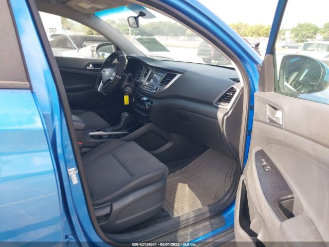 2018 HYUNDAI TUCSON KM8J23A48JU621431 Photo 4