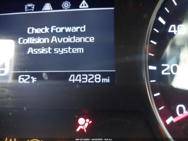 3KPF24AD8ME373412 KIA Forte Lxs