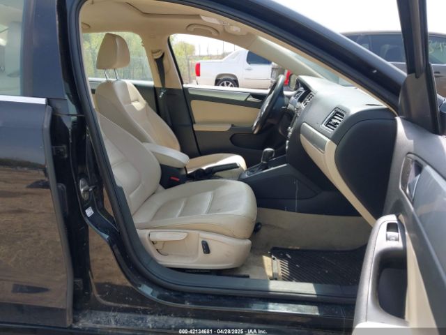 3VWD17AJ0EM203437 Volkswagen Jetta 1.8t Se
