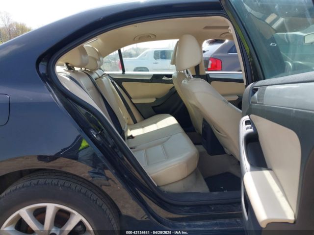 3VWD17AJ0EM203437 Volkswagen Jetta 1.8t Se