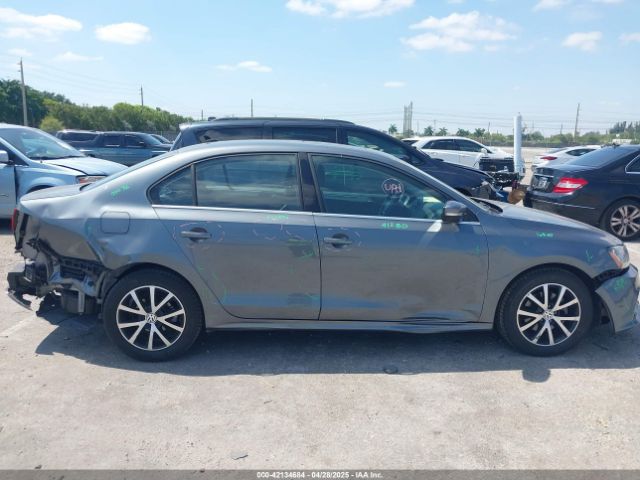 3VWDB7AJ0HM230218 Volkswagen Jetta 1.4t Se