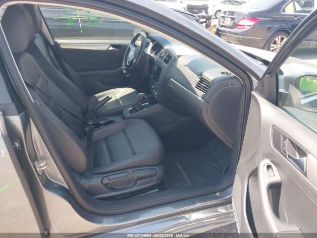 3VWDB7AJ0HM230218 Volkswagen Jetta 1.4t Se