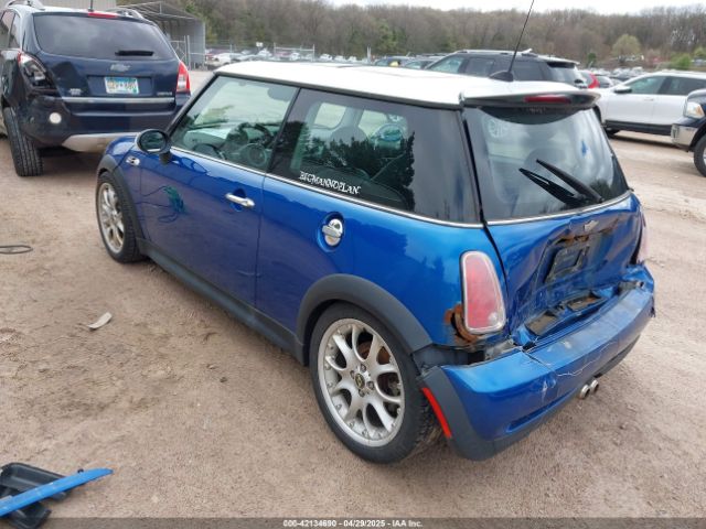 2006 MINI COOPER S WMWRE33516TL22491 Photo 2