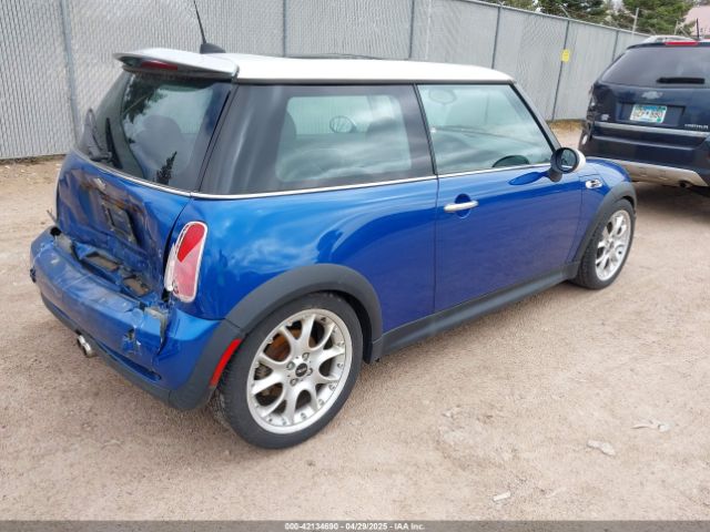 2006 MINI COOPER S WMWRE33516TL22491 Photo 3
