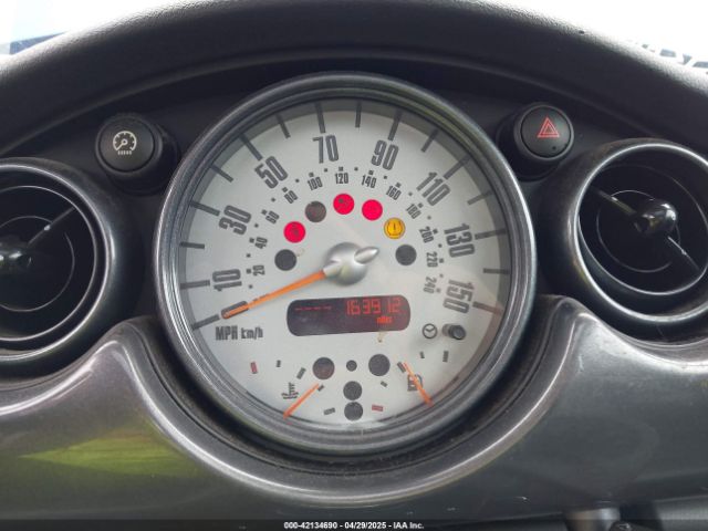 2006 MINI COOPER S WMWRE33516TL22491 Photo 6