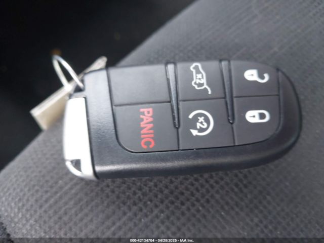 1C4RJFAG2FC838413 Jeep Grand Cherokee Laredo