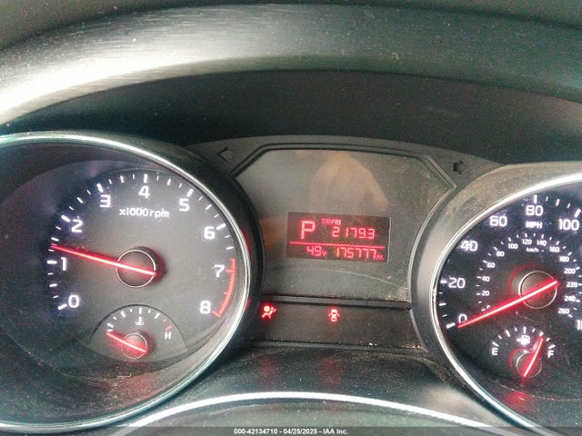 KNDMB5C18G6161281 KIA SEDONA LX