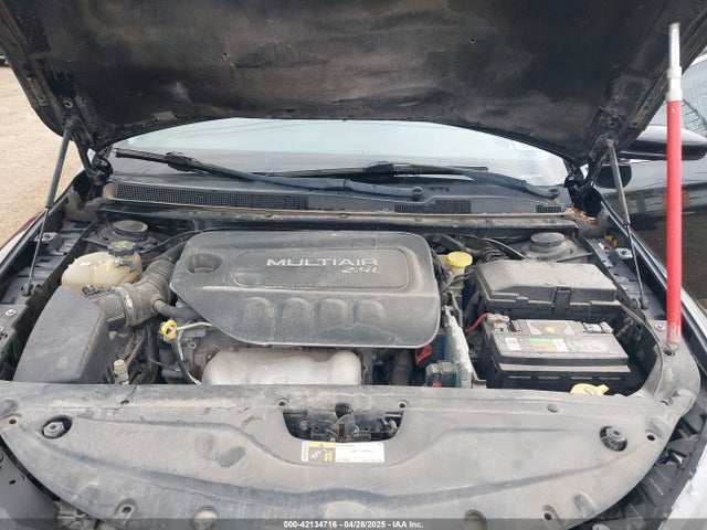 Chrysler 200 Limited 2016 1C3CCCAB2GN160419 Image 10