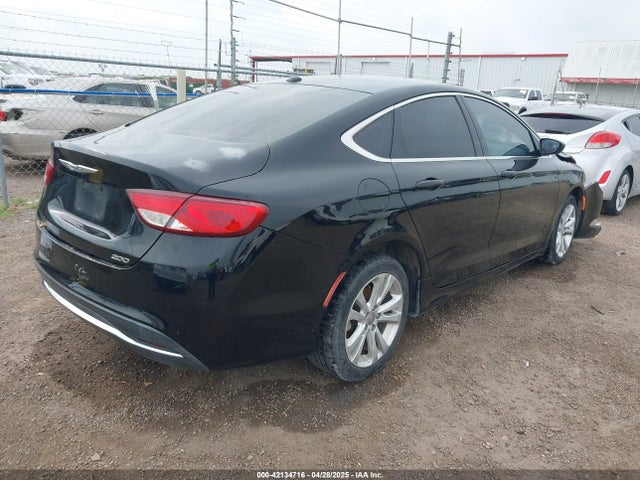 Chrysler 200 Limited 2016 1C3CCCAB2GN160419 Image 4