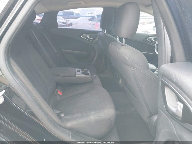 Chrysler 200 Limited 2016 1C3CCCAB2GN160419 Image 8