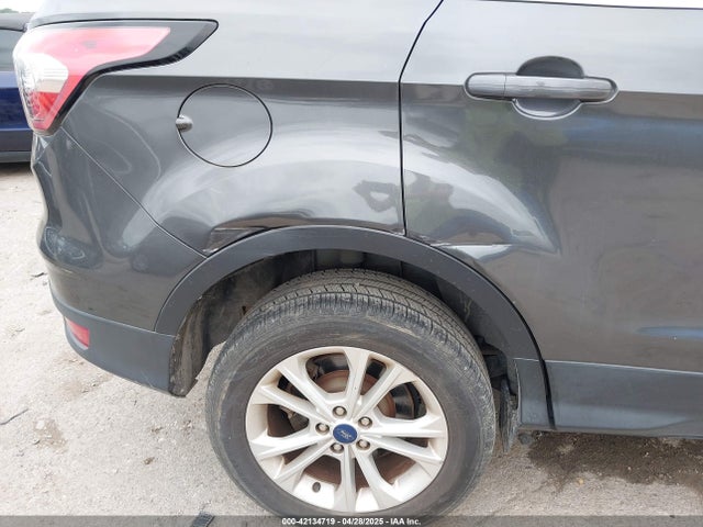 1FMCU0GD4JUD07607 Ford ESCAPE SE