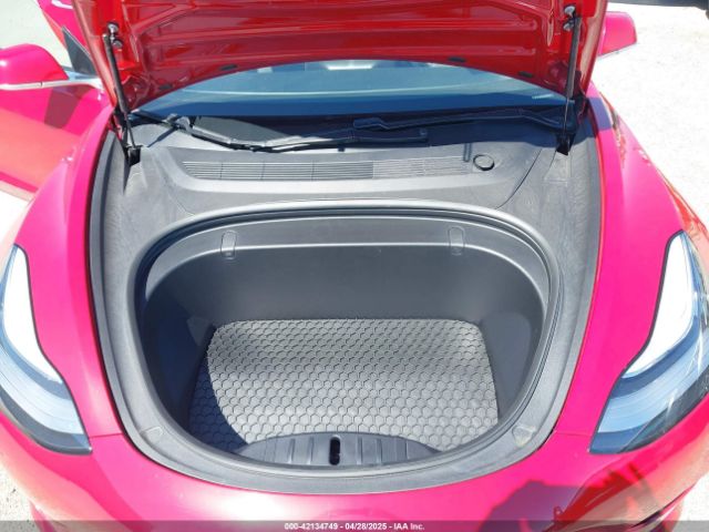 5YJ3E1EB3JF087779 Tesla Model 3 Long Range/performance